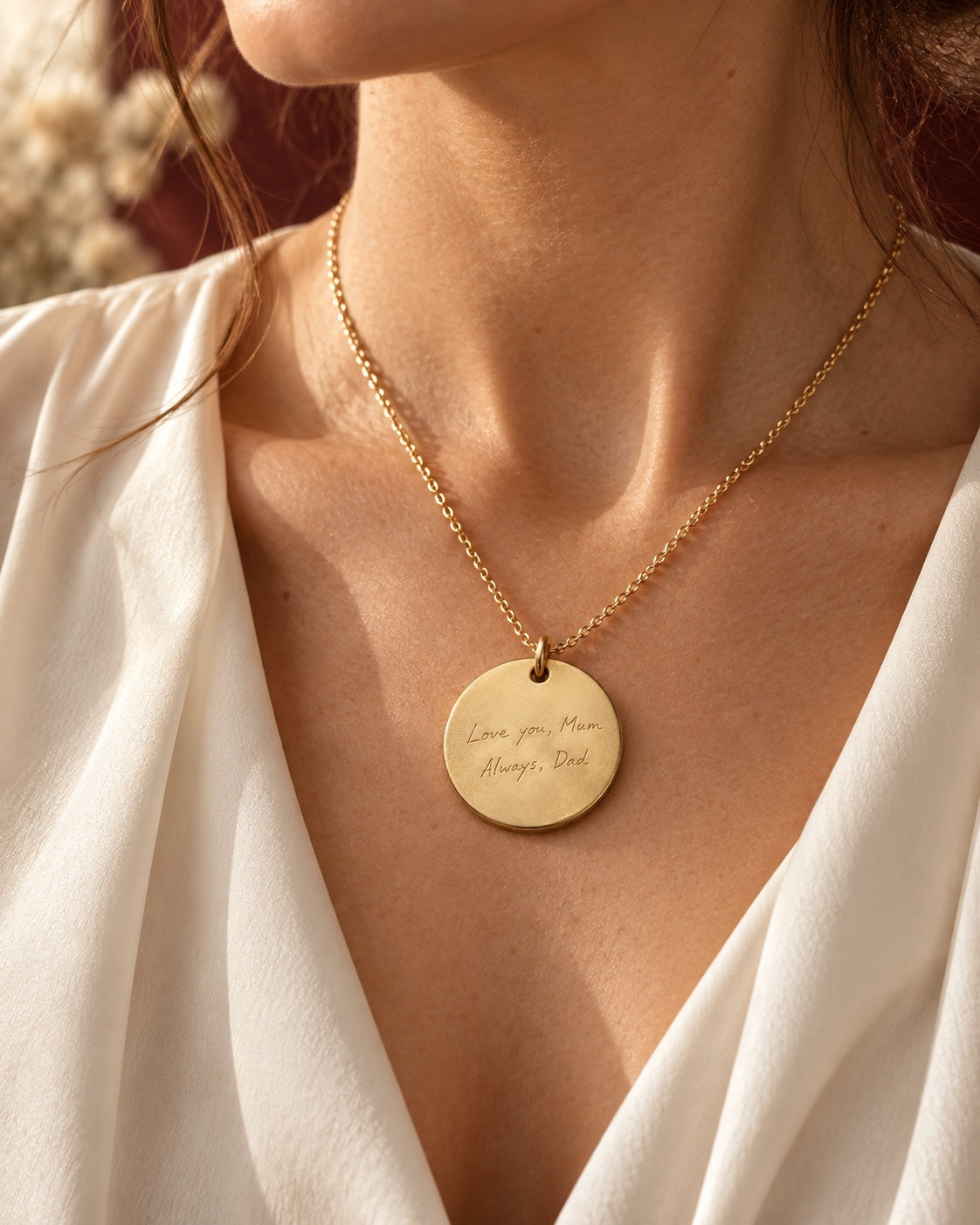 Handwriting necklace wearing concept